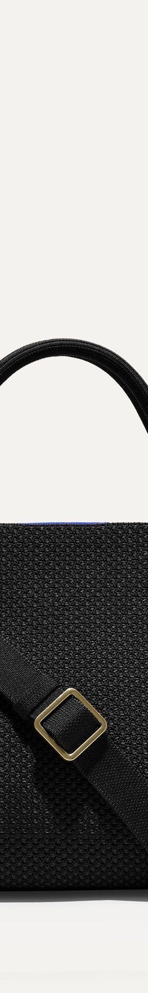 The Classic Handbag - Black